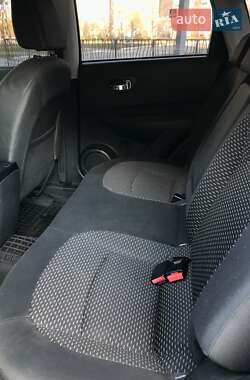 Внедорожник / Кроссовер Nissan Qashqai 2008 в 