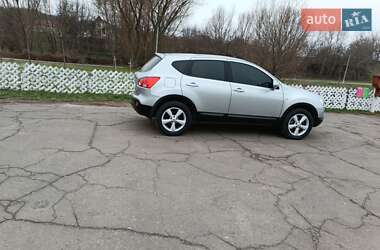 Внедорожник / Кроссовер Nissan Qashqai 2009 в 