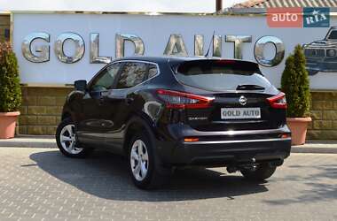 Позашляховик / Кросовер Nissan Qashqai 2018 в 