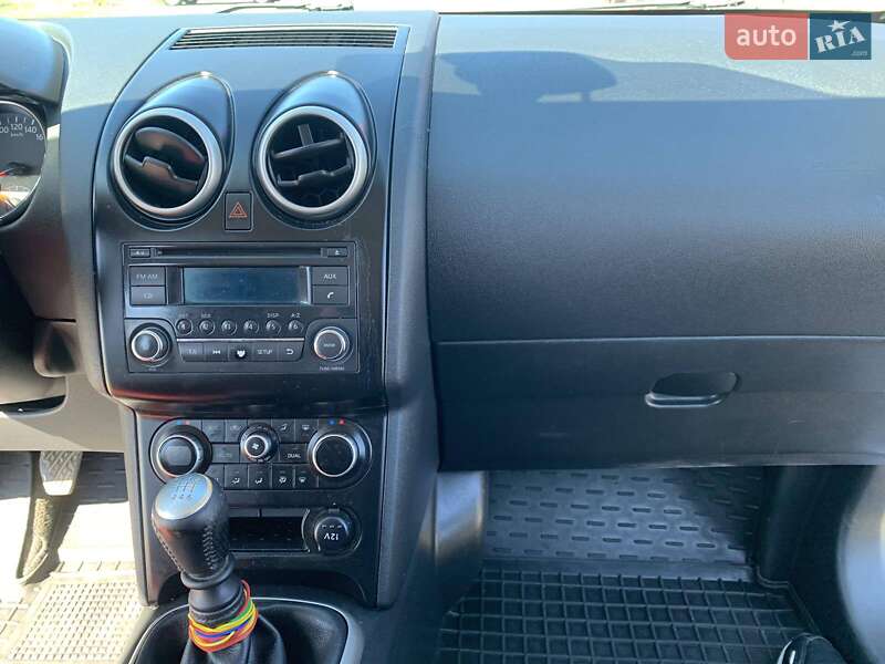 Внедорожник / Кроссовер Nissan Qashqai 2011 в Ивано-Франковске