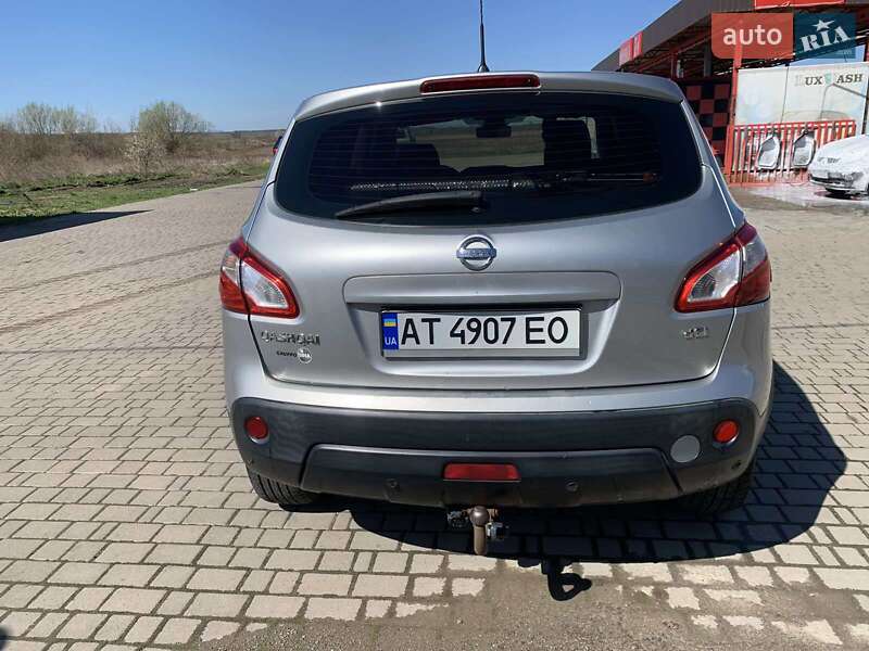 Внедорожник / Кроссовер Nissan Qashqai 2011 в Ивано-Франковске