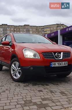 Позашляховик / Кросовер Nissan Qashqai 2007 в Рівному