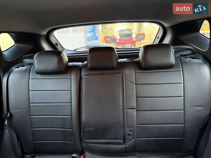 Внедорожник / Кроссовер Nissan Qashqai 2016 в Луцке