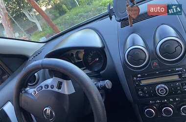 Внедорожник / Кроссовер Nissan Qashqai 2008 в 