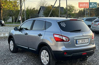 Внедорожник / Кроссовер Nissan Qashqai 2010 в 