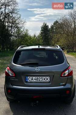 Внедорожник / Кроссовер Nissan Qashqai 2011 в 