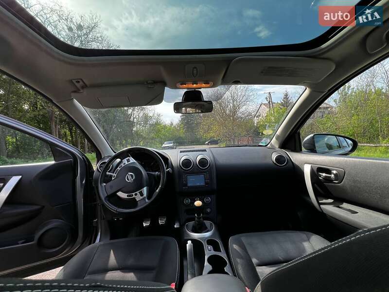 Позашляховик / Кросовер Nissan Qashqai 2011 в Черкасах