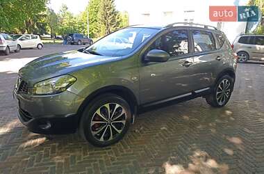 Внедорожник / Кроссовер Nissan Qashqai 2012 в Конотопе