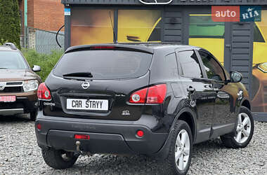 Позашляховик / Кросовер Nissan Qashqai 2007 в 