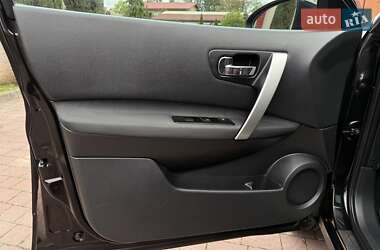 Внедорожник / Кроссовер Nissan Qashqai 2010 в 