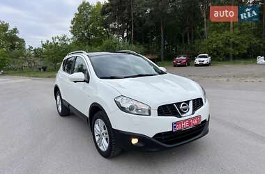 Позашляховик / Кросовер Nissan Qashqai 2011 в 