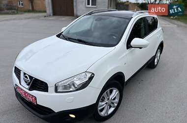 Позашляховик / Кросовер Nissan Qashqai 2011 в 