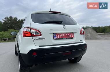 Позашляховик / Кросовер Nissan Qashqai 2011 в 