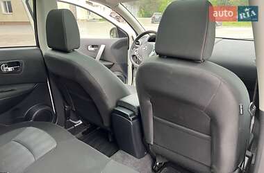 Позашляховик / Кросовер Nissan Qashqai 2011 в 