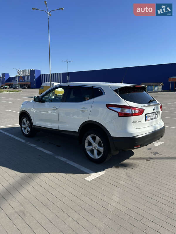 Внедорожник / Кроссовер Nissan Qashqai 2016 в Сумах