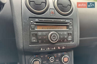 Позашляховик / Кросовер Nissan Qashqai 2008 в 