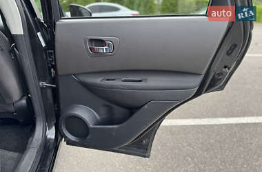 Позашляховик / Кросовер Nissan Qashqai 2008 в 