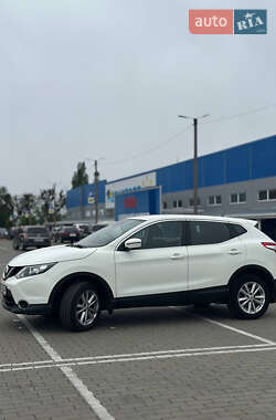 Позашляховик / Кросовер Nissan Qashqai 2016 в 