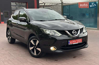 Позашляховик / Кросовер Nissan Qashqai 2014 в 