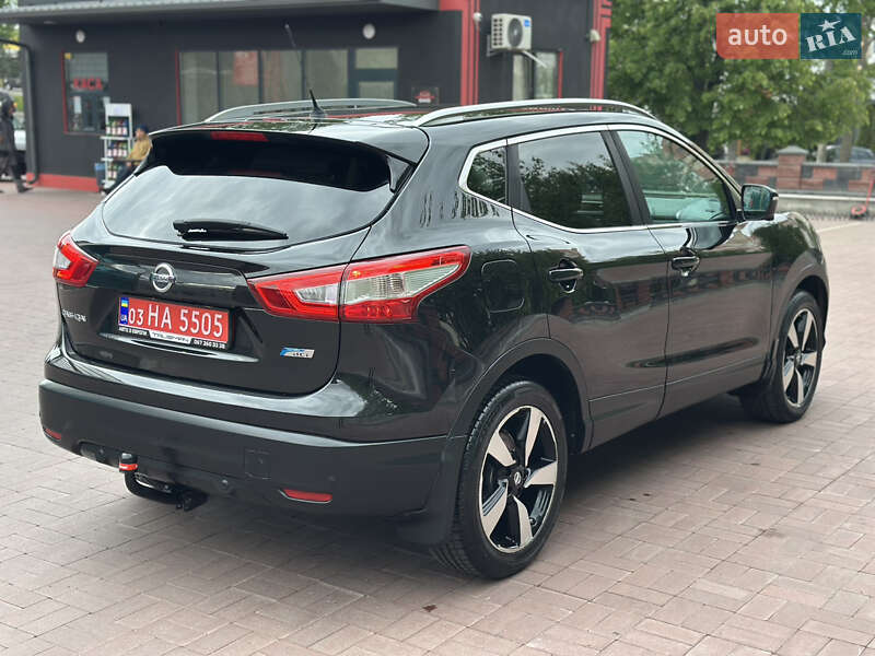 Внедорожник / Кроссовер Nissan Qashqai 2014 в Ровно