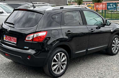 Позашляховик / Кросовер Nissan Qashqai 2011 в 