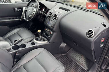 Позашляховик / Кросовер Nissan Qashqai 2011 в 
