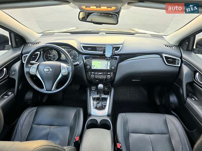 Внедорожник / Кроссовер Nissan Qashqai 2015 в Харькове