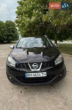 Внедорожник / Кроссовер Nissan Qashqai 2010 в 