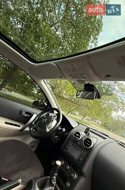 Внедорожник / Кроссовер Nissan Qashqai 2010 в 