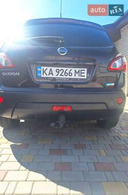 Позашляховик / Кросовер Nissan Qashqai 2011 в 