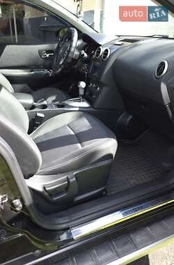 Внедорожник / Кроссовер Nissan Qashqai 2013 в 