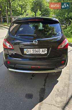 Внедорожник / Кроссовер Nissan Qashqai 2013 в 