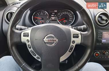 Внедорожник / Кроссовер Nissan Qashqai 2013 в 