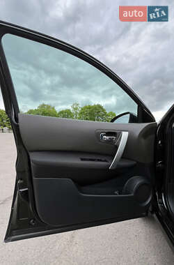 Позашляховик / Кросовер Nissan Qashqai 2007 в 