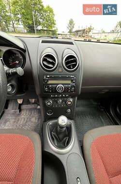 Позашляховик / Кросовер Nissan Qashqai 2007 в 