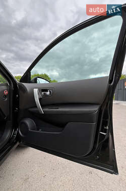 Позашляховик / Кросовер Nissan Qashqai 2007 в 