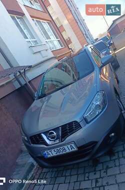 Внедорожник / Кроссовер Nissan Qashqai 2010 в Ивано-Франковске