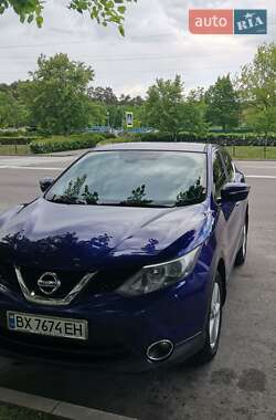 Внедорожник / Кроссовер Nissan Qashqai 2014 в 