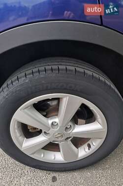 Внедорожник / Кроссовер Nissan Qashqai 2014 в 