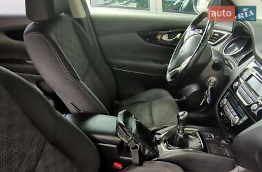 Внедорожник / Кроссовер Nissan Qashqai 2014 в 