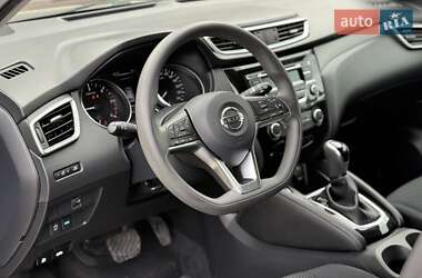 Позашляховик / Кросовер Nissan Qashqai 2021 в 