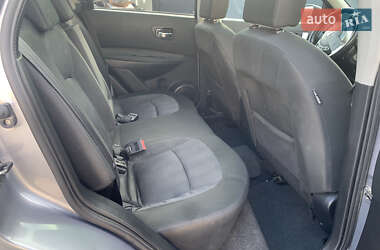 Позашляховик / Кросовер Nissan Qashqai 2010 в 
