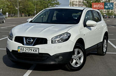 Внедорожник / Кроссовер Nissan Qashqai 2012 в Киеве