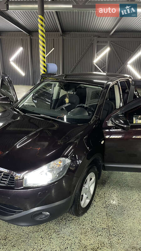 Внедорожник / Кроссовер Nissan Qashqai 2013 в Кривом Роге