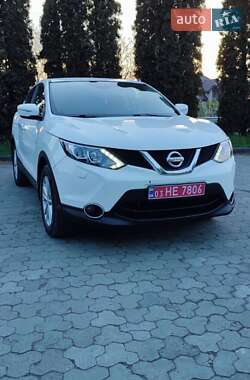 Позашляховик / Кросовер Nissan Qashqai 2014 в 
