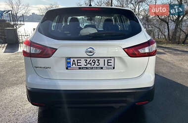 Позашляховик / Кросовер Nissan Qashqai 2017 в 