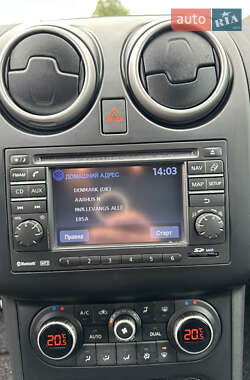 Внедорожник / Кроссовер Nissan Qashqai 2013 в 