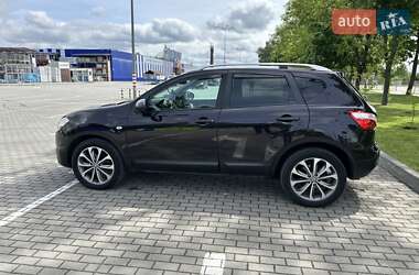 Внедорожник / Кроссовер Nissan Qashqai 2010 в 
