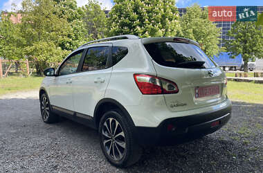 Внедорожник / Кроссовер Nissan Qashqai 2011 в 