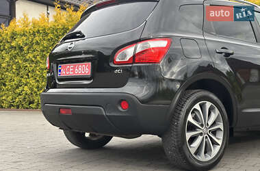Внедорожник / Кроссовер Nissan Qashqai 2011 в 